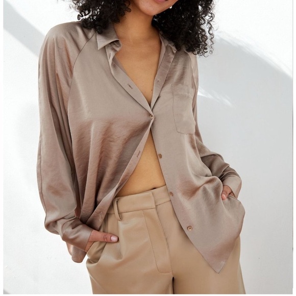 Aritzia Tops - ARITZIA Wilfred Satin Relaxed Button Down Shirt